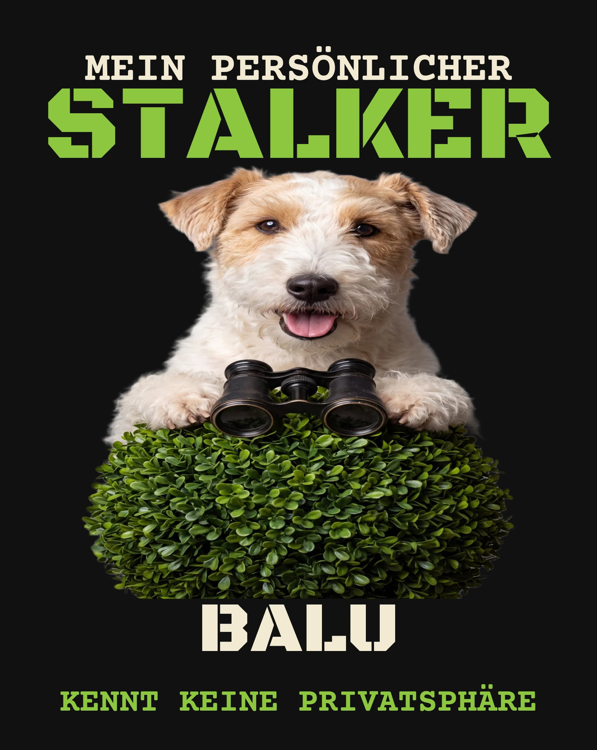 Mein persönlicher Stalker – Druckdetail: Terrier mit Fernglas hinter der Hecke, personalisiert mit Name | Lil Snouts